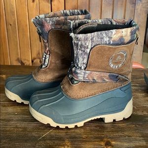 Ozark trail boots